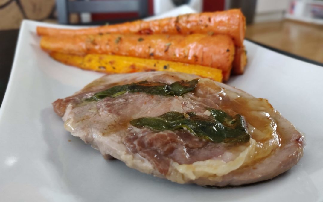 TELECÍ SALTIMBOCCA S PEČENOU MRKVÍ